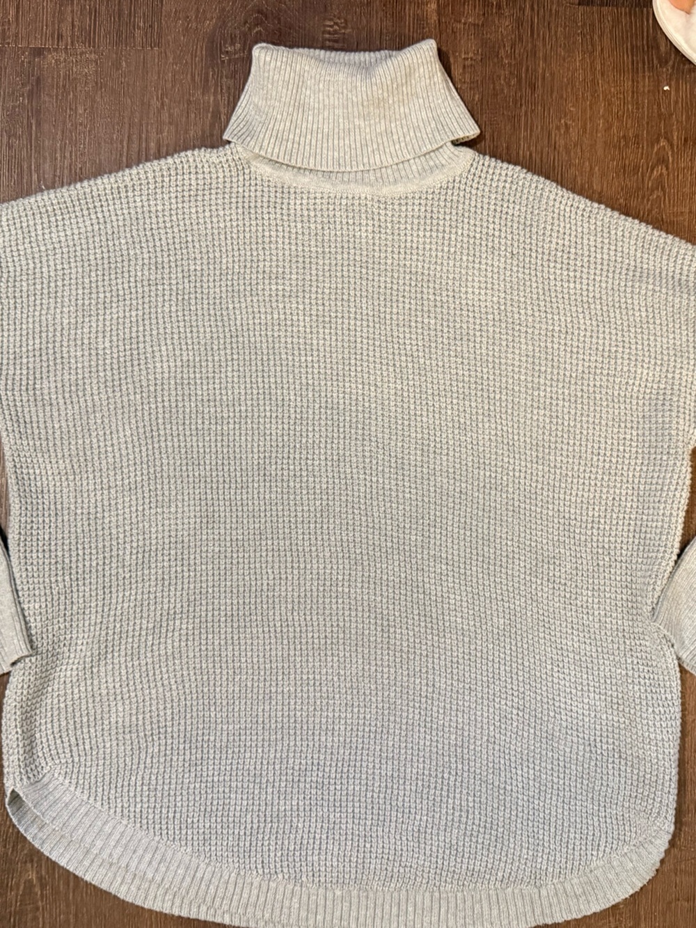 Michael Kors Light Gray Ribbed Turtleneck Sweater Size L - Picture 1 of 11